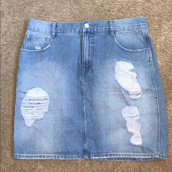 Forever 21 Denim skirt! - Picture 1 of 2